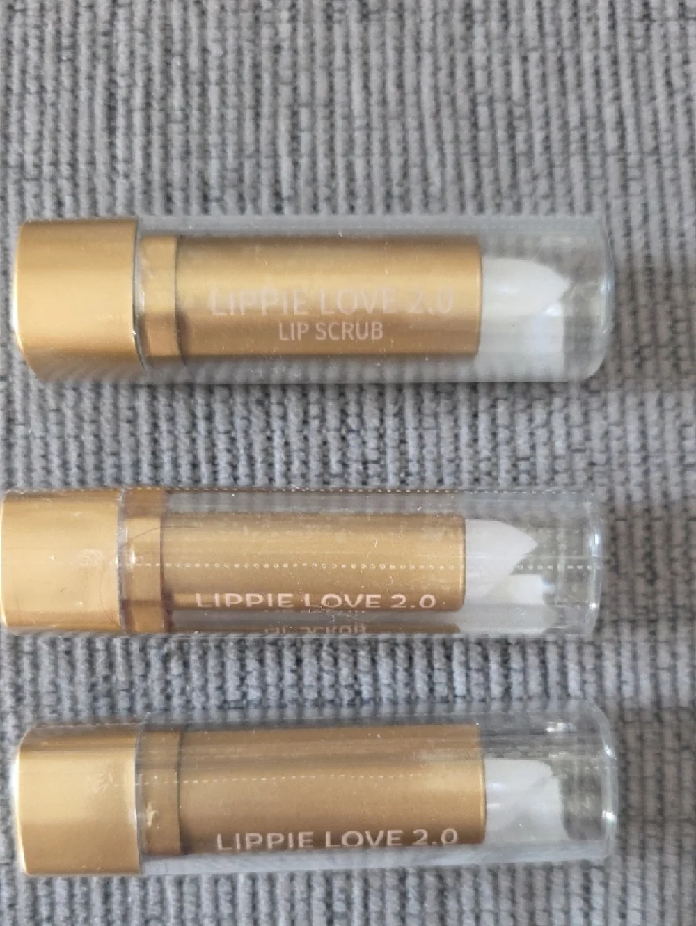 Manna Kadar Lippie Love 2.0 Lip Scrub - 3 Sticks, New, Exfoliating Formula.
